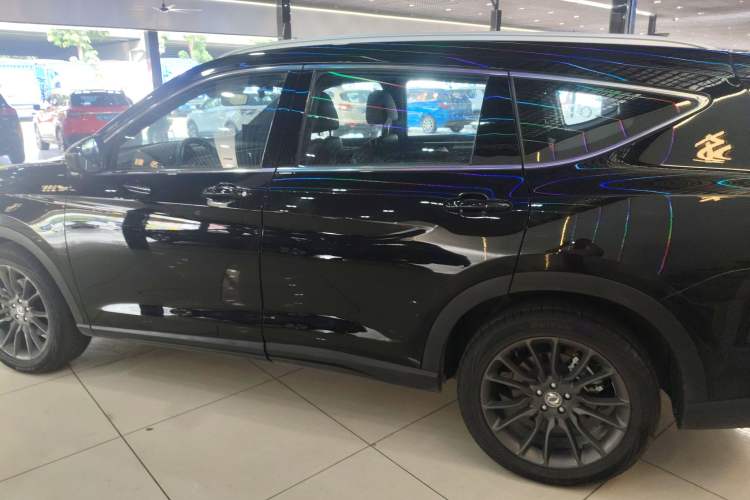 Used Dongfeng Fengon ix7 2020 2.0 TGDI Automatic All-Wheel-Drive ZhenTu Edition Left Side
