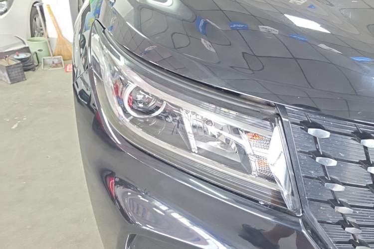 Used Dongfeng Fengon ix7 2020 2.0 TGDI Automatic All-Wheel-Drive Pioneer Edition Right Front Headlight