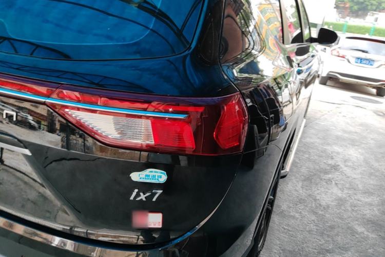 Used Dongfeng Fengon ix7 2020 2.0 TGDI Automatic Two-Wheel Drive Urban Luxury Edition Right Rear Taillight