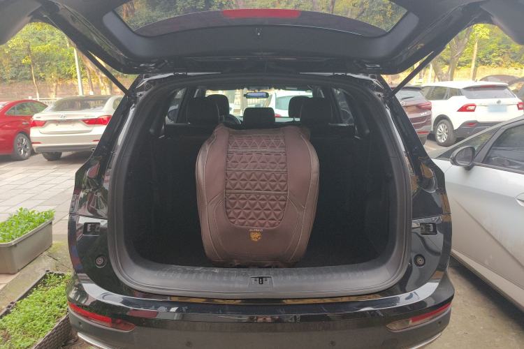 Used Dongfeng Fengon ix7 2020 2.0 TGDI Automatic All-Wheel-Drive Pioneer Edition Trunk