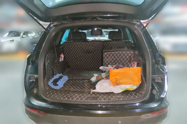 Used Dongfeng Fengon ix7 2020 2.0 TGDI Automatic Two-Wheel Drive Urban Luxury Edition Trunk