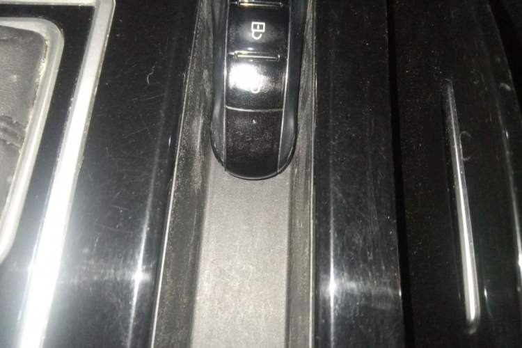 Used Dongfeng Fengon ix7 2020 2.0 TGDI Automatic All-Wheel-Drive Pioneer Edition Vehicle Key