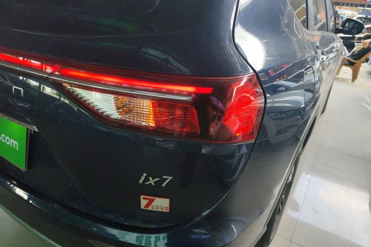 Used Dongfeng Fengon ix7 2020 2.0 TGDI Automatic Two-Wheel Drive Urban Luxury Edition Exterior 3