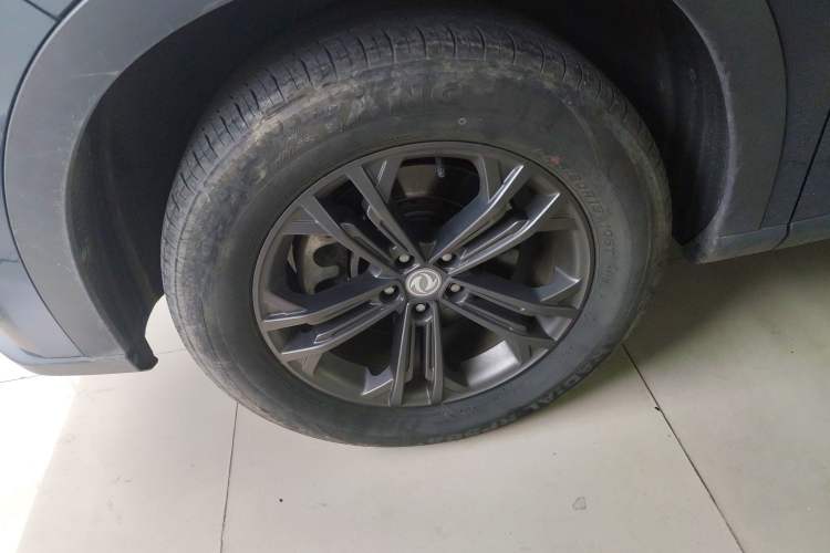 Used Dongfeng Fengon ix7 2020 2.0 TGDI Automatic Two-Wheel Drive Urban Luxury Edition Exterior 4