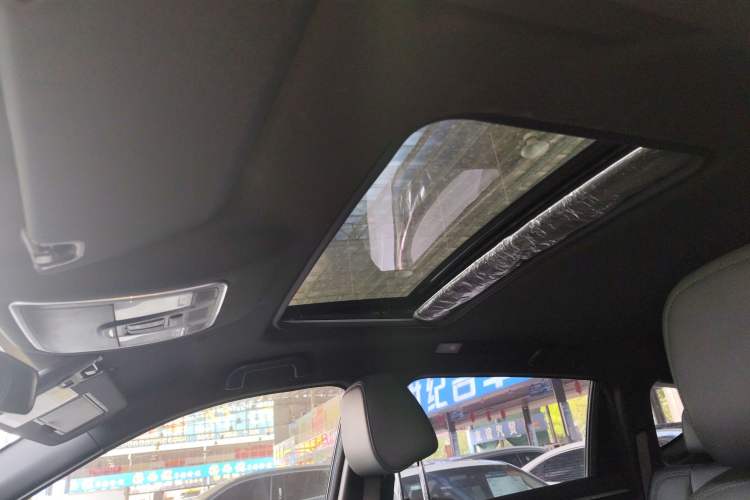Used Dongfeng Fengon ix7 2020 2.0 TGDI Automatic Two-Wheel Drive Urban Luxury Edition Headliner