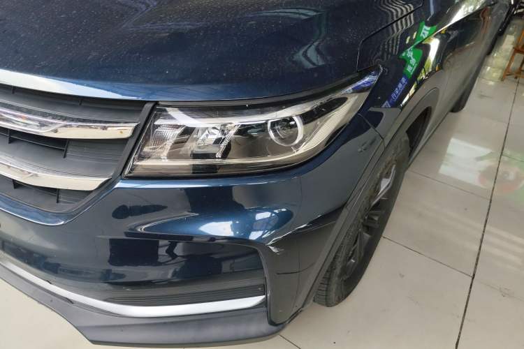 Used Dongfeng Fengon ix7 2020 2.0 TGDI Automatic Two-Wheel Drive Urban Luxury Edition Left Front Headlight