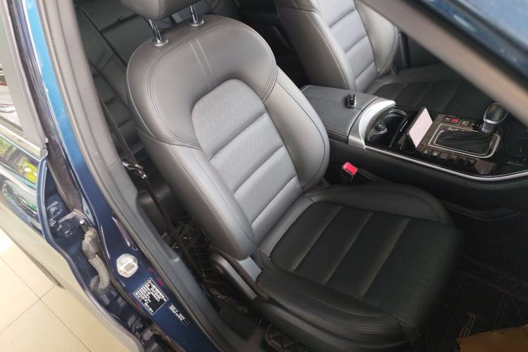 Used Dongfeng Fengon ix7 2020 2.0 TGDI Automatic Two-Wheel Drive Urban Luxury Edition Right Front Seat
