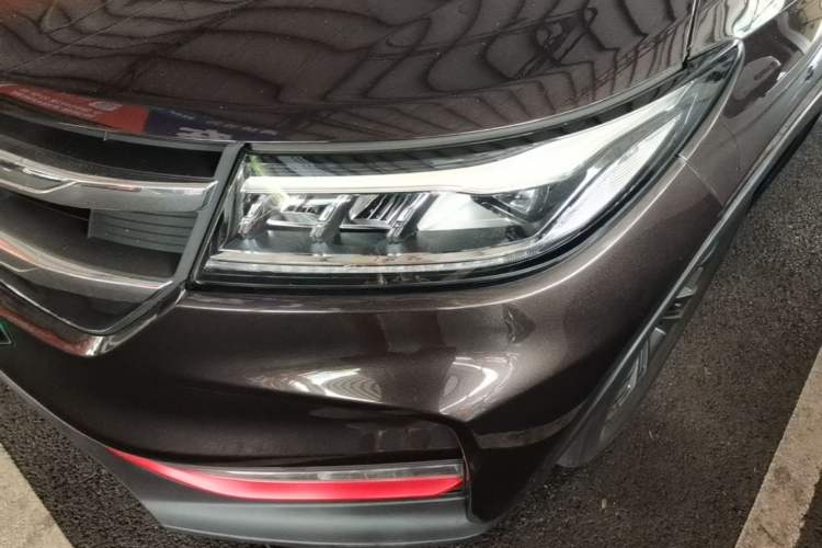 Used Dongfeng Fengon ix7 2020 2.0 TGDI Automatic Two-Wheel Drive Urban Luxury Edition Left Front Headlight
