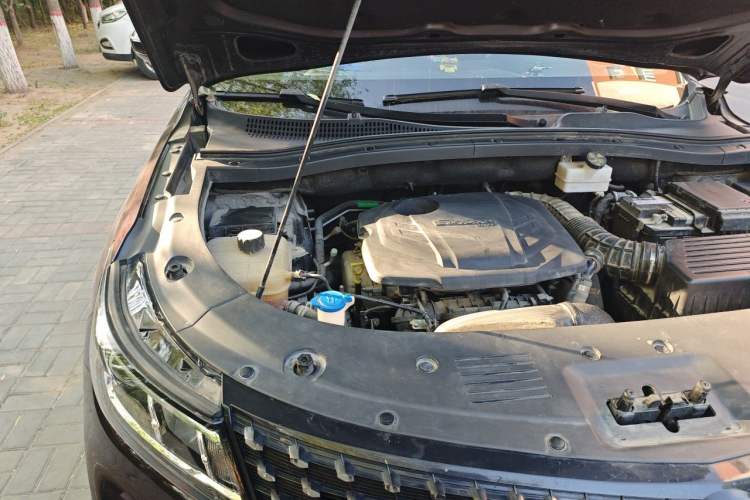Used Dongfeng Fengon ix7 2020 2.0 TGDI Automatic Two-Wheel Drive Urban Luxury Edition Engine Bay Right