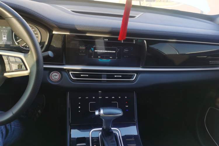 Used Dongfeng Fengon ix7 2020 2.0 TGDI Automatic Two-Wheel Drive Urban Luxury Edition Audio And AC Panel