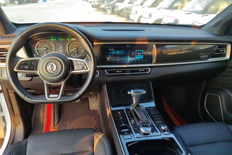 Used Dongfeng Fengon ix7 2020 2.0 TGDI Automatic Two-Wheel Drive Urban Luxury Edition Center Console