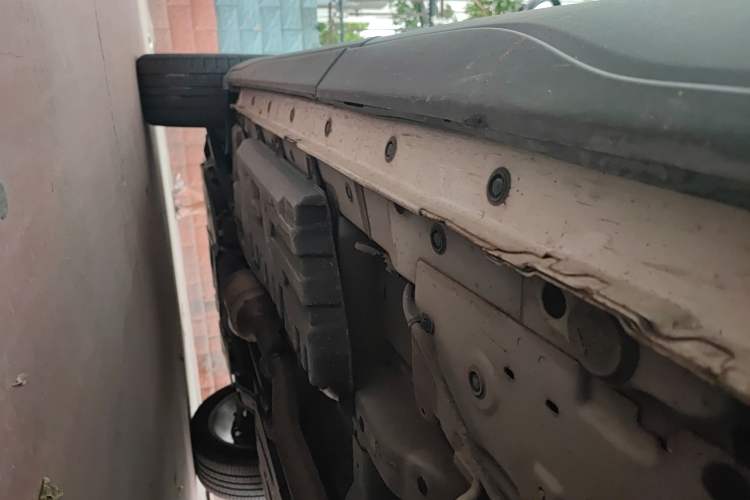Used Dongfeng Fengon ix7 2020 2.0 TGDI Automatic All-Wheel-Drive ZhenTu Edition Chassis Rear Left
