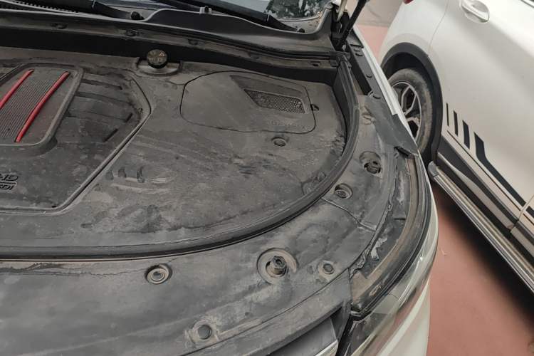 Used Dongfeng Fengon ix7 2020 2.0 TGDI Automatic All-Wheel-Drive ZhenTu Edition Engine Bay Left
