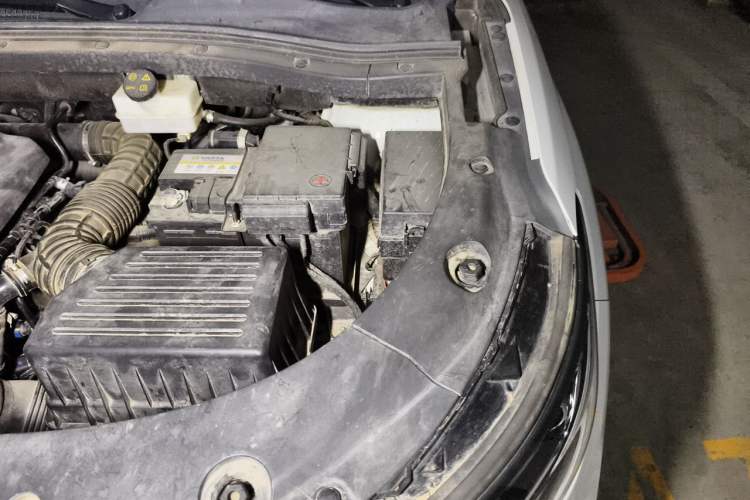 Used Dongfeng Fengon ix7 2020 2.0 TGDI Automatic Two-Wheel Drive Urban Luxury Edition Engine Bay Left