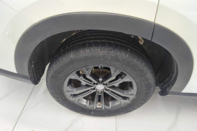 Used Dongfeng Fengon ix7 2020 2.0 TGDI Automatic Two-Wheel Drive Urban Luxury Edition Exterior 8