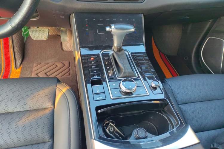 Used Dongfeng Fengon ix7 2020 2.0 TGDI Automatic Two-Wheel Drive Urban Luxury Edition Gear Lever