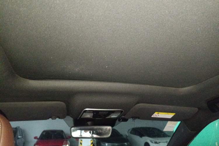 Used Dongfeng Fengon ix7 2020 2.0 TGDI Automatic All-Wheel-Drive ZhenTu Edition Headliner