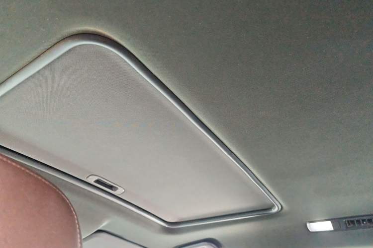 Used Dongfeng Fengon ix7 2020 2.0 TGDI Automatic All-Wheel-Drive Pioneer Edition Headliner