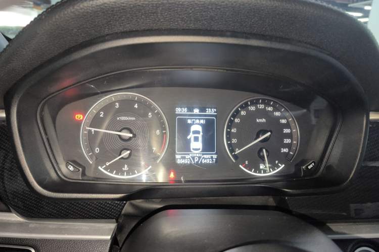 Used Dongfeng Fengon ix7 2020 2.0 TGDI Automatic Two-Wheel Drive Urban Luxury Edition Instrument Cluster