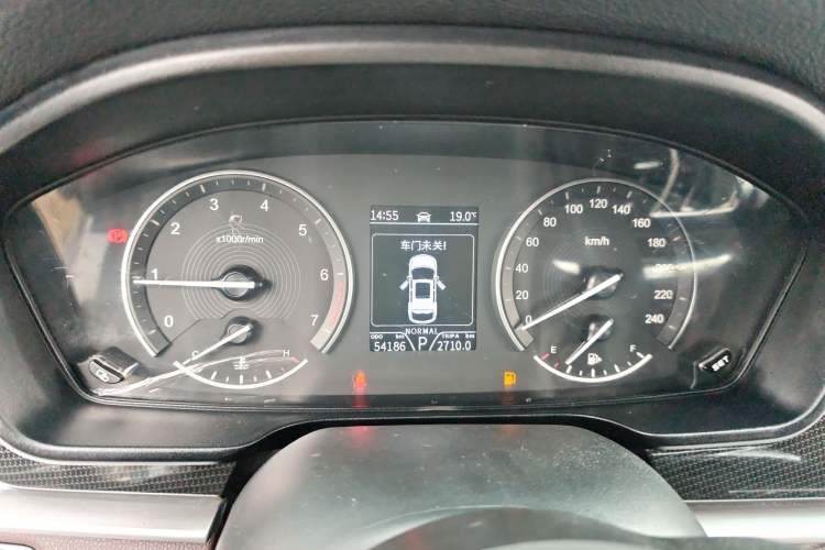 Used Dongfeng Fengon ix7 2020 2.0 TGDI Automatic All-Wheel-Drive Pioneer Edition Instrument Cluster