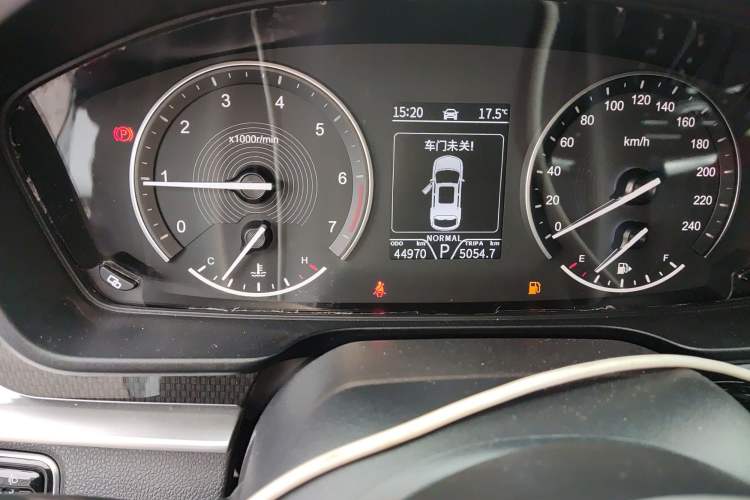 Used Dongfeng Fengon ix7 2020 2.0 TGDI Automatic Two-Wheel Drive Urban Luxury Edition Instrument Cluster