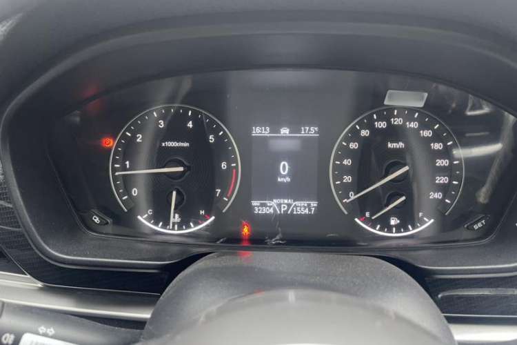 Used Dongfeng Fengon ix7 2020 2.0 TGDI Automatic Two-Wheel Drive Urban Luxury Edition Interior 11