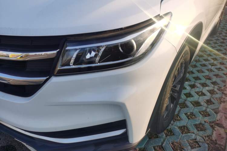 Used Dongfeng Fengon ix7 2020 2.0 TGDI Automatic Two-Wheel Drive Urban Luxury Edition Left Front Headlight