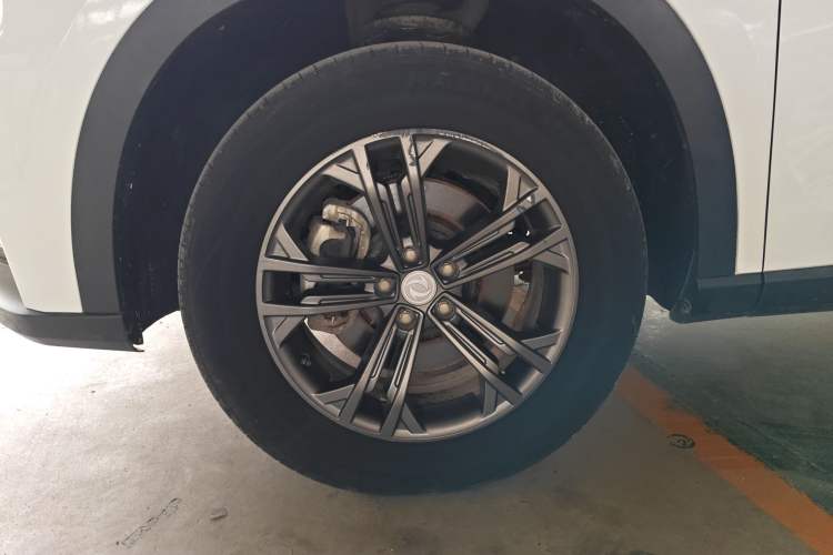 Used Dongfeng Fengon ix7 2020 2.0 TGDI Automatic Two-Wheel Drive Urban Luxury Edition Left Front Wheel Hub