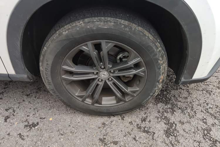 Used Dongfeng Fengon ix7 2020 2.0 TGDI Automatic Two-Wheel Drive Urban Luxury Edition Right Front Wheel Hub