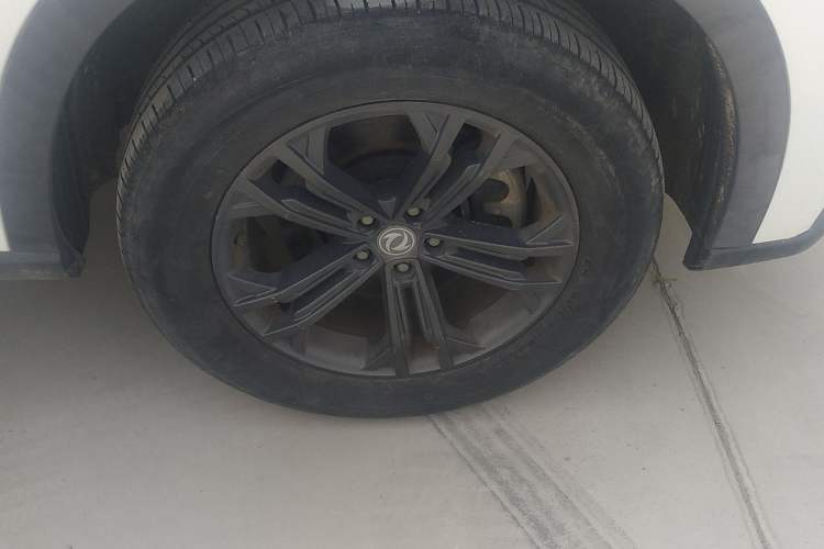 Used Dongfeng Fengon ix7 2020 2.0 TGDI Automatic Two-Wheel Drive Urban Luxury Edition Right Front Wheel Hub