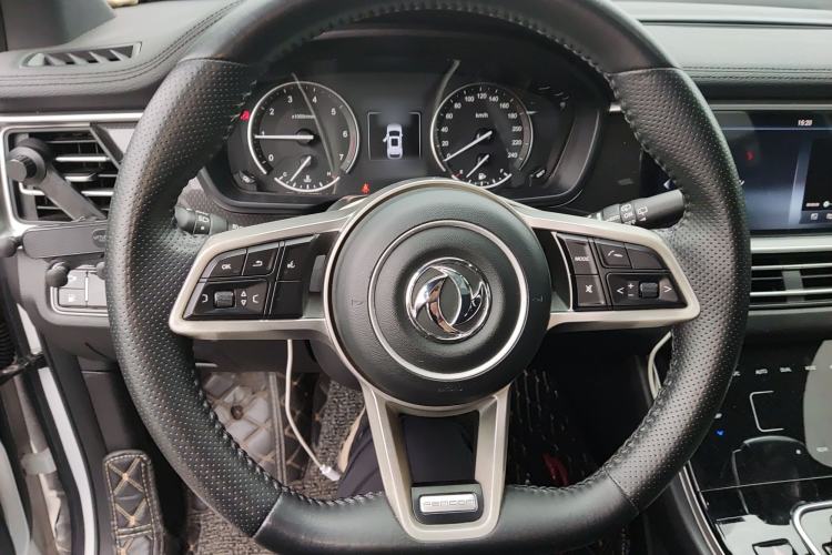 Used Dongfeng Fengon ix7 2020 2.0 TGDI Automatic Two-Wheel Drive Urban Luxury Edition Steering Wheel