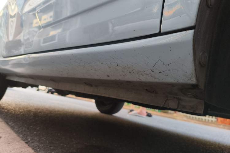 Used Dongfeng Fengon MINIEV 2022 Candy Edition Half-Sugar Chassis Front Right