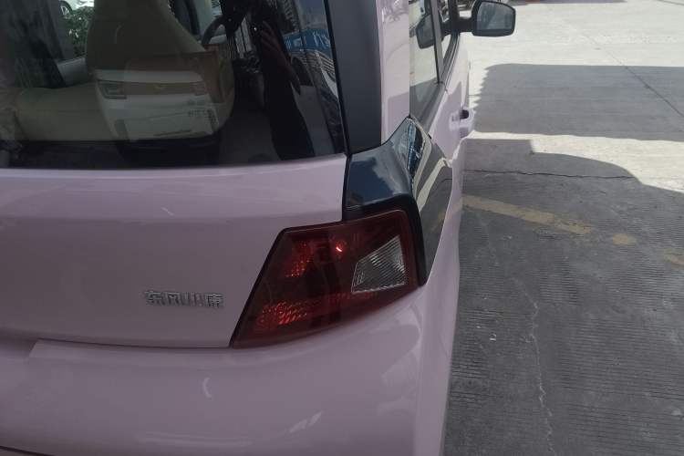 Used Dongfeng Fengon MINIEV 2022 Shishi Style Luxury Version Right Rear Taillight