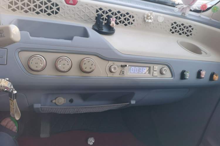 Used Dongfeng Fengon MINIEV 2022 Candy-Style Lollipop Audio And AC Panel