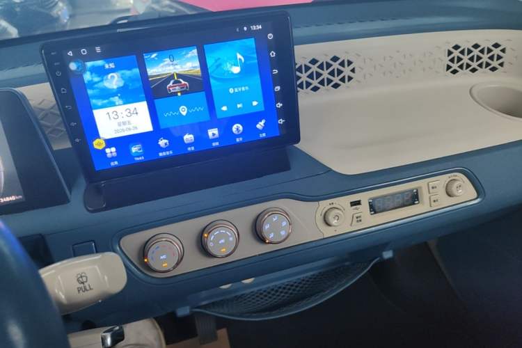 Used Dongfeng Fengon MINIEV 2022 Candy-Style Marshmallow Audio And AC Panel