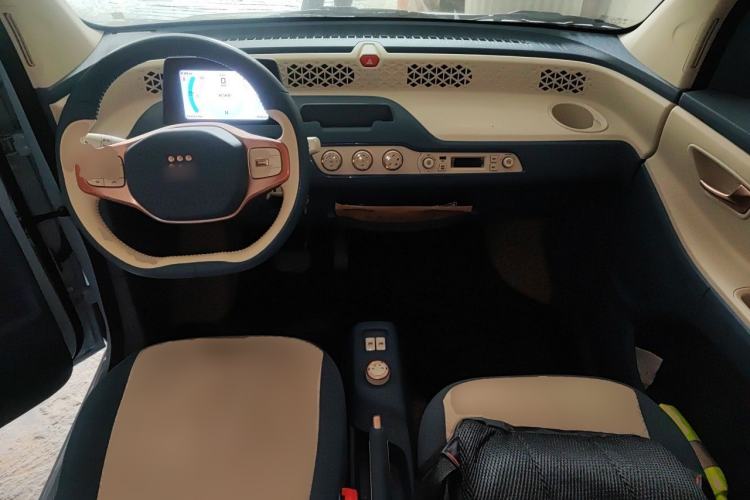 Used Dongfeng Fengon MINIEV 2022 Candy-Style Marshmallow Center Console
