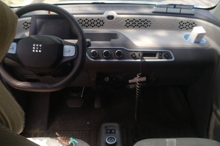 Used Dongfeng Fengon MINIEV 2022 Candy Edition Half-Sugar Center Console