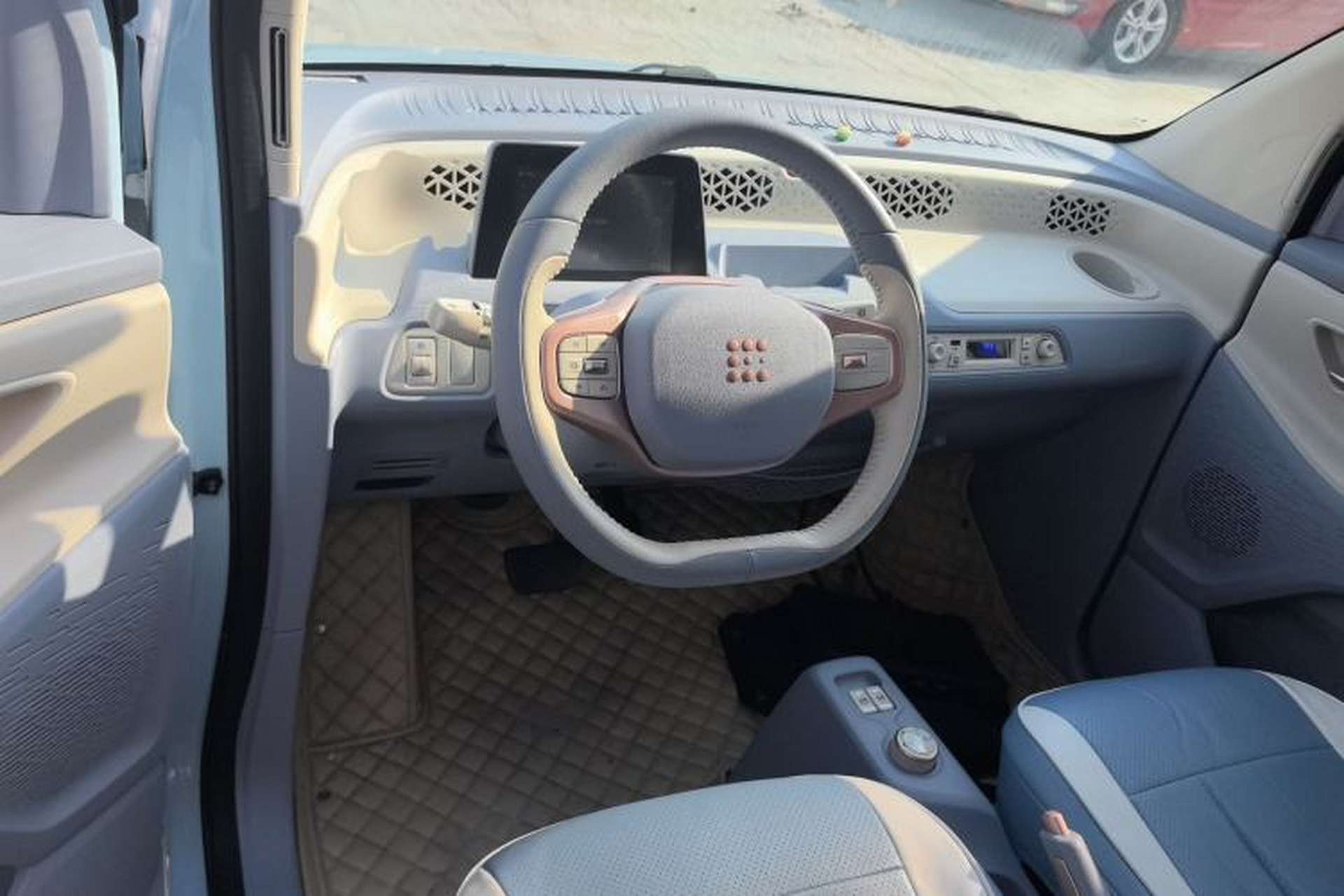 Used Dongfeng Fengon MINIEV 2022 Candy-Style Lollipop Center Console