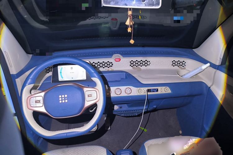 Used Dongfeng Fengon MINIEV 2022 Candy Edition Lightly Sweeted Center Console