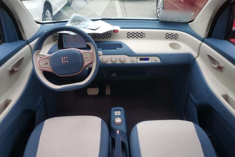 Used Dongfeng Fengon MINIEV 2022 Candy Edition Lightly Sweeted Center Console