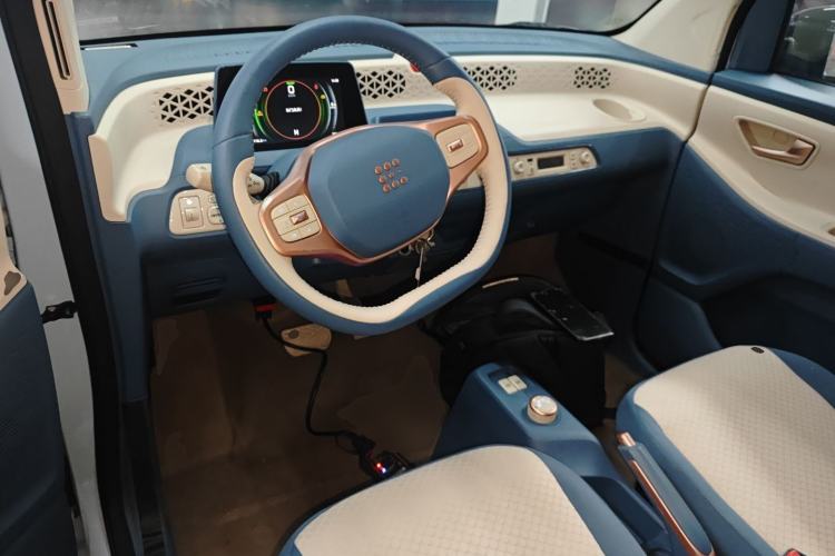 Used Dongfeng Fengon MINIEV 2022 Candy Edition Lightly Sweeted Center Console