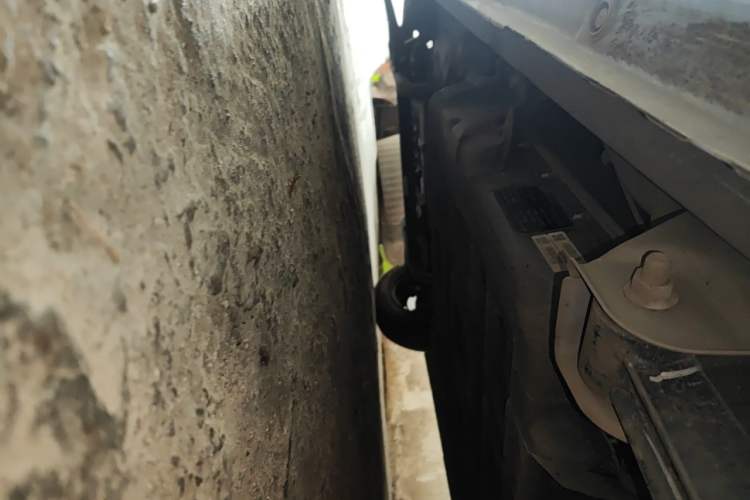 Used Dongfeng Fengon MINIEV 2022 Candy-Style Marshmallow Chassis Rear Left