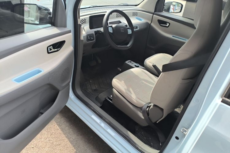 Used Dongfeng Fengon MINIEV 2022 Shishi Style Luxury Version Driver Seat