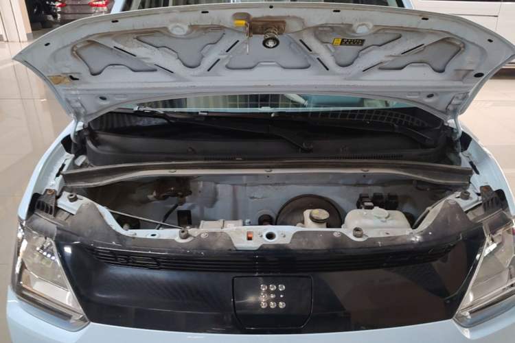Used Dongfeng Fengon MINIEV 2022 Candy-Style Marshmallow Engine Bay