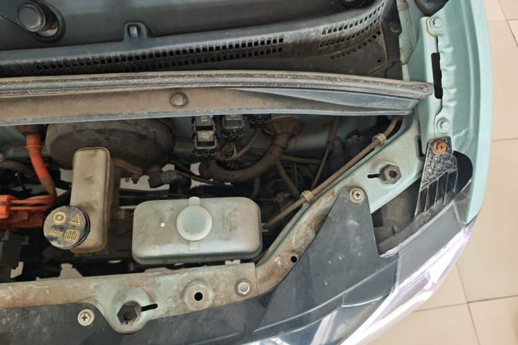 Used Dongfeng Fengon MINIEV 2022 Candy Edition Half-Sugar Engine Bay Left
