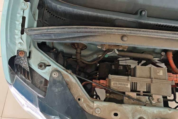 Used Dongfeng Fengon MINIEV 2022 Candy Edition Half-Sugar Engine Bay Right