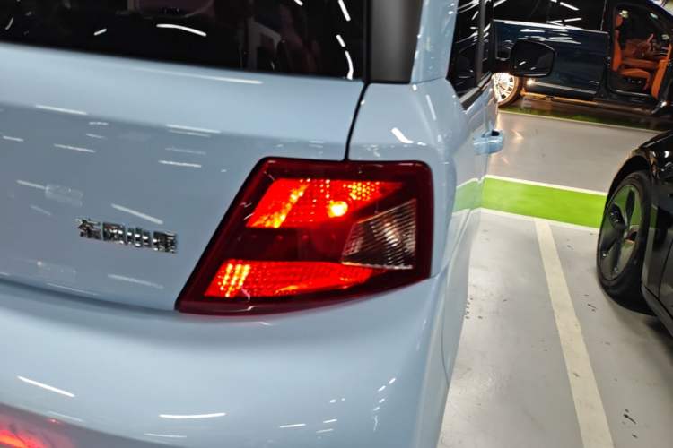 Used Dongfeng Fengon MINIEV 2022 Candy-Style Marshmallow Exterior 3