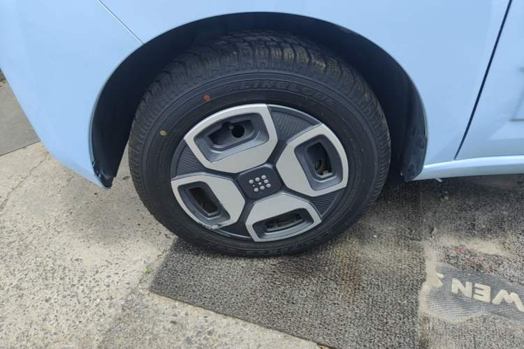Used Dongfeng Fengon MINIEV 2022 Candy Edition Half-Sugar Exterior 4