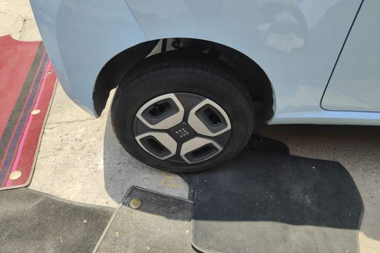 Used Dongfeng Fengon MINIEV 2022 Candy Edition Half-Sugar Exterior 5