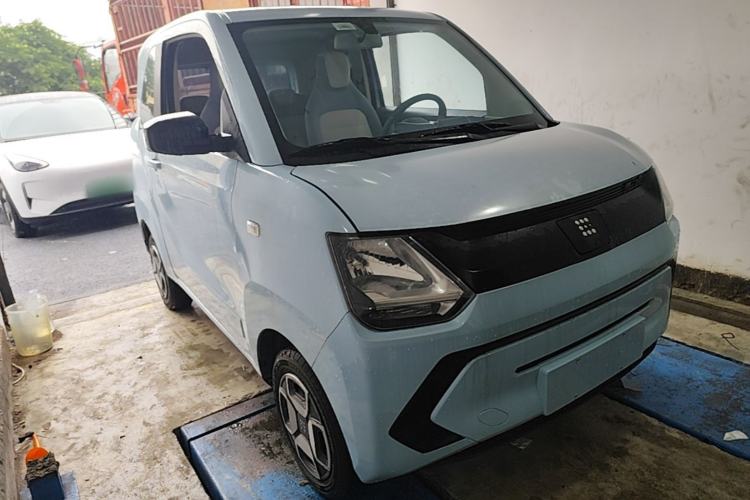 Used Dongfeng Fengon MINIEV 2022 Candy-Style Marshmallow Front Right 45 Deg